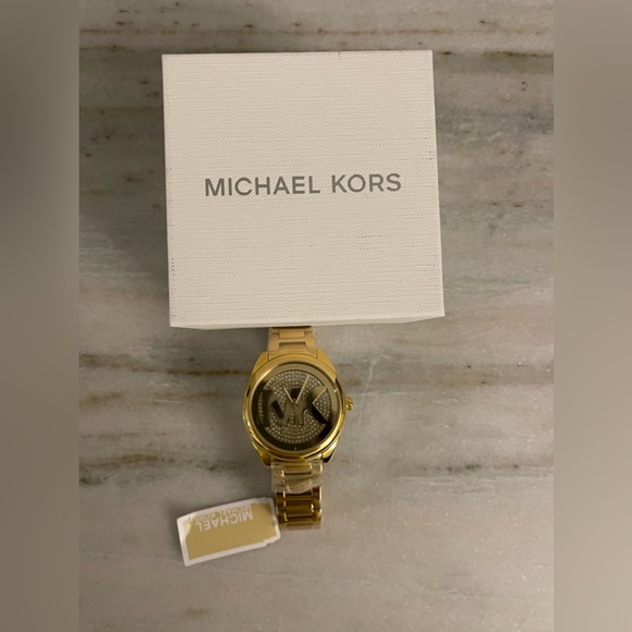 Women's Janelle Gold-Tone Stainless Steel Bracelet Watch - Picture 2 of 6